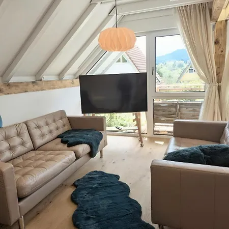 - Alpenblick & Pure Erholung Holiday home