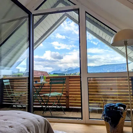 - Alpenblick & Pure Erholung